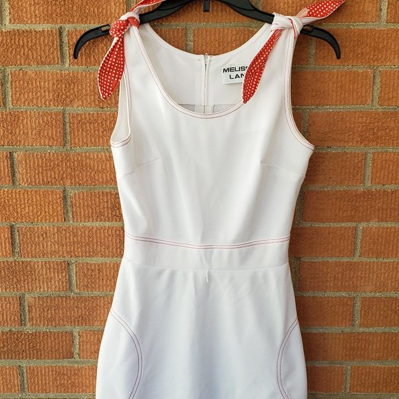 Vintage Dresses & Skirts - Vintage Sleeveless Dress w/Pockets